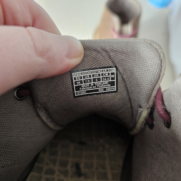 KEEN East Side Bootie - Picture 6 of 7